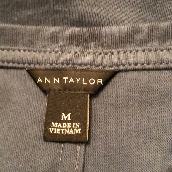Ann Taylor Tee - Picture 4 of 4